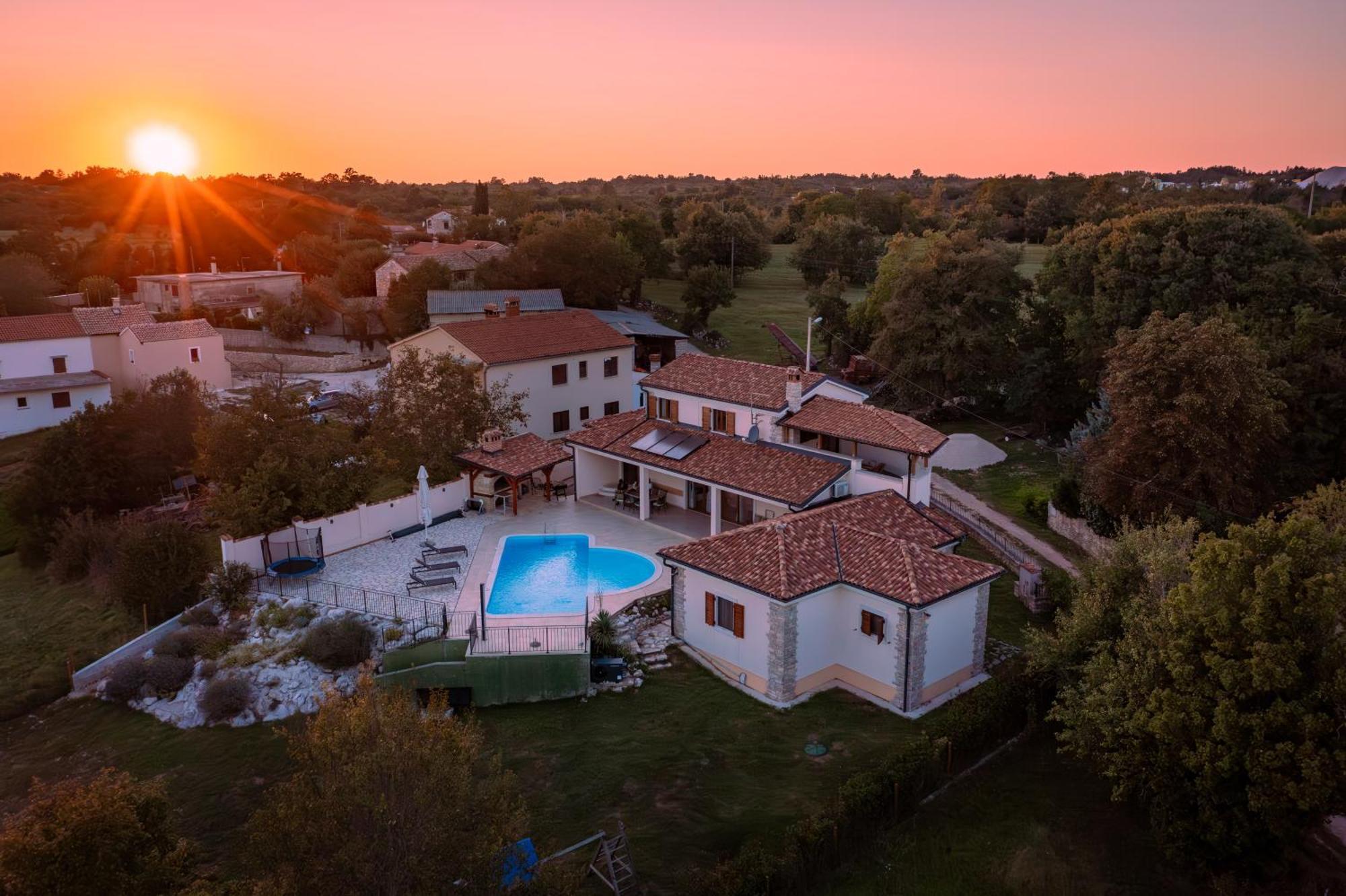 Villa Arton Heated Swimming-Pool Žminj 외부 사진