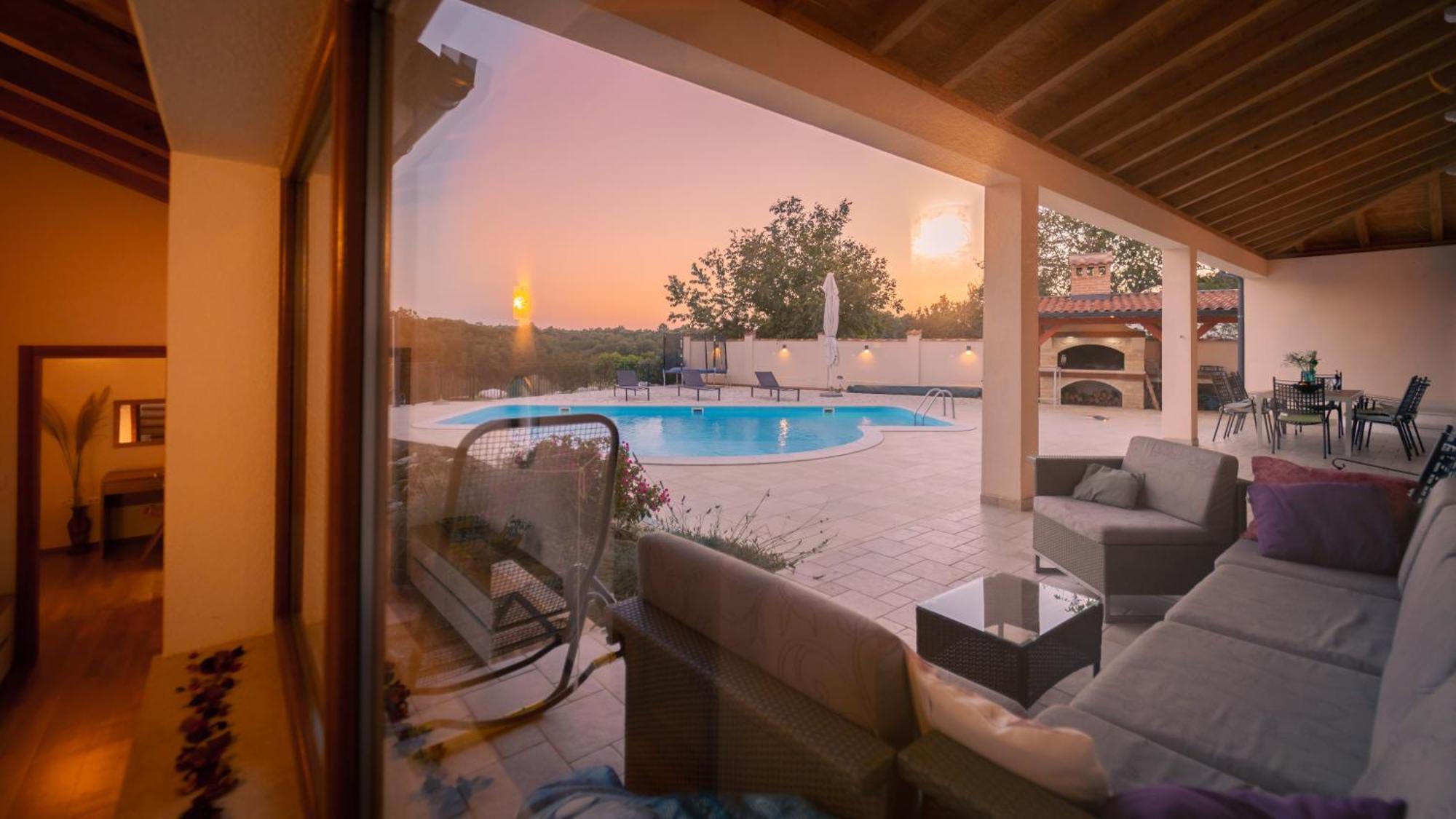 Villa Arton Heated Swimming-Pool Žminj 외부 사진
